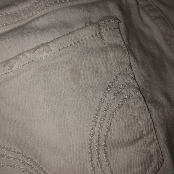 Hollister white short shorts - Picture 3 of 3